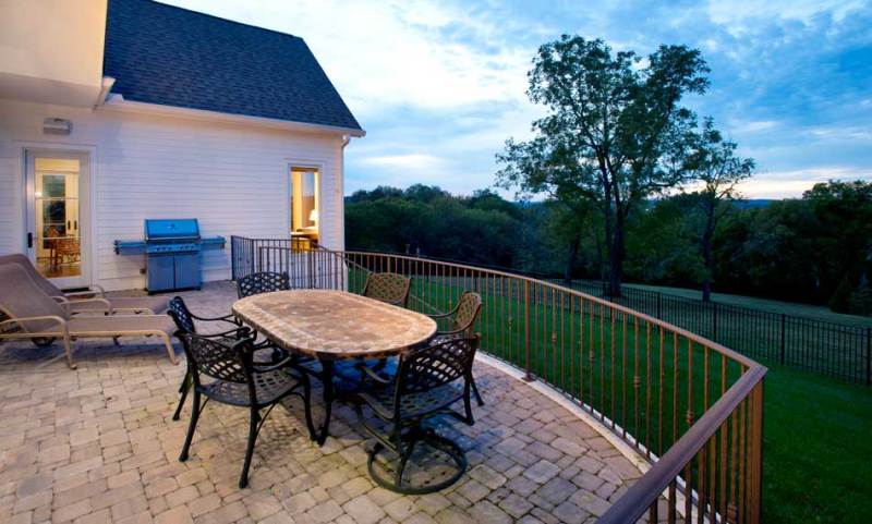 Contemporary Farm House - Patio Detail