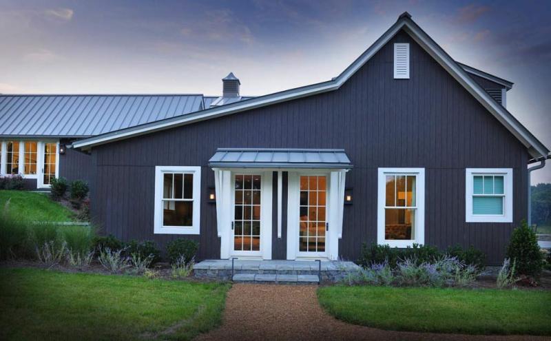 Entertainment-Barn-Side-Doors