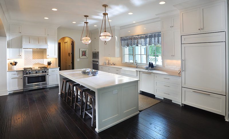 French-Country-Cottage-Kitchen