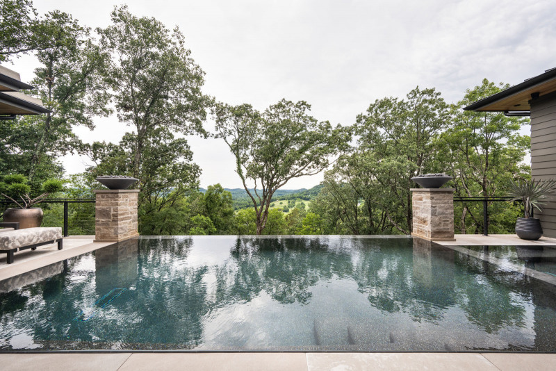 Hillside Retreat - Pool View