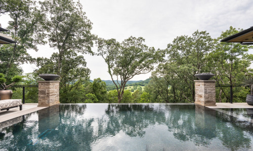 Hillside Retreat - Pool View