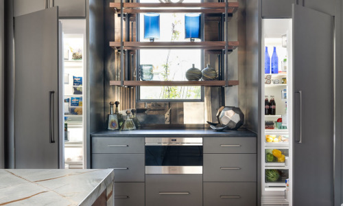 Hillside Retreat - Kitchen