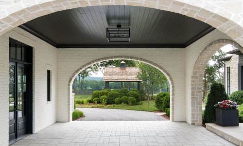 River Song Haven - Arched Breezeway View