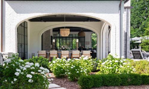 River Song Haven - Covered Dining Terrace – Garden View