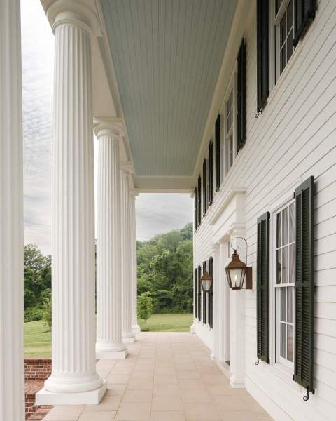 Southern Grandeur - Classic Front Entry with Columns – Castle Homes