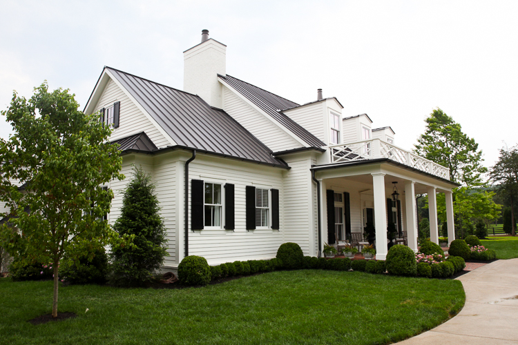 “Have You Heard of Contemporary Folk Decor? This Gorgeous House Showcases It At Its Finest!” by StyleBlueprint