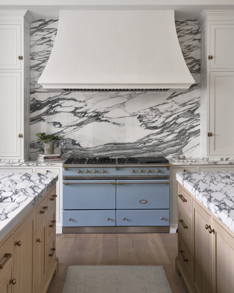 Castle Homes custom home kitchen hood
The art of choosing a luxury custom home builder